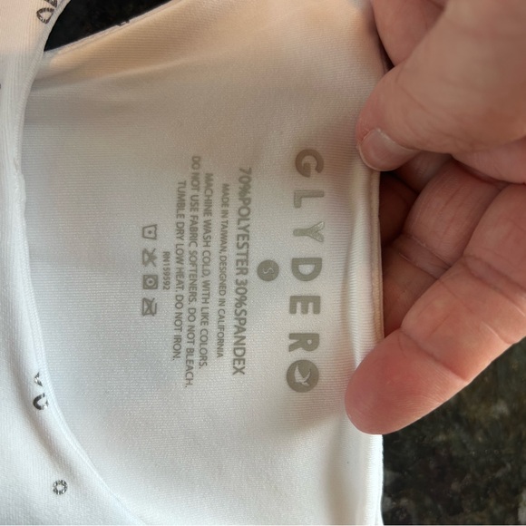 Glyder Sports Bra Cropped Shirt. Metallic silver pattern. Shelf bra. Like new. S - Picture 10 of 13